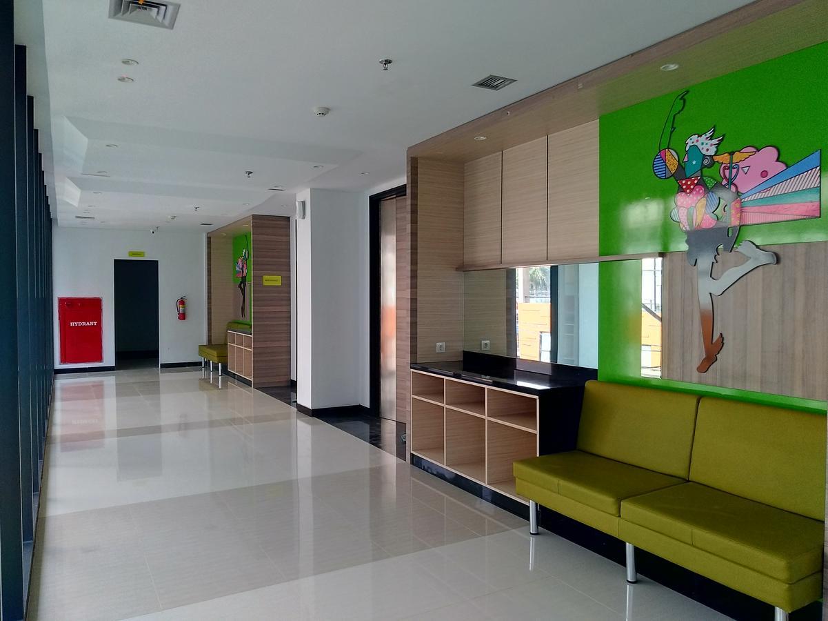 Hotel Maxone Platinum Hayam Wuruk à Jakarta Extérieur photo