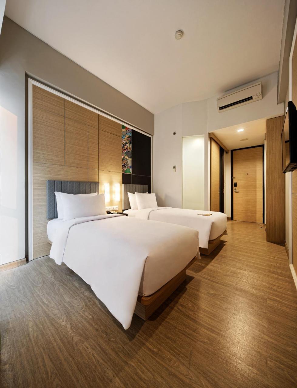 Hotel Maxone Platinum Hayam Wuruk à Jakarta Extérieur photo