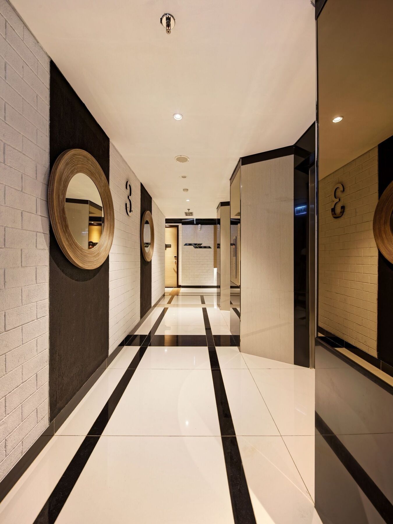 Hotel Maxone Platinum Hayam Wuruk à Jakarta Extérieur photo