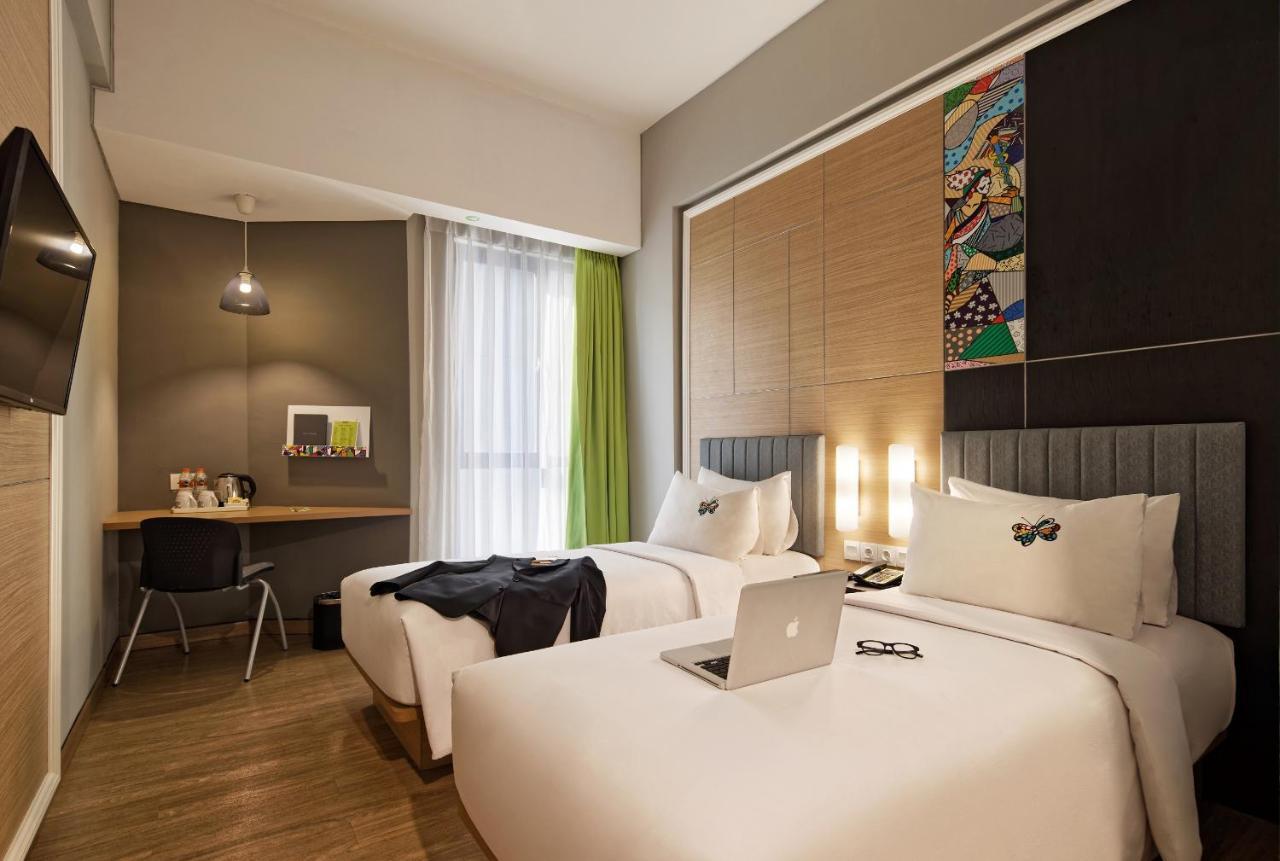 Hotel Maxone Platinum Hayam Wuruk à Jakarta Extérieur photo