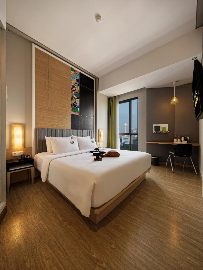 Hotel Maxone Platinum Hayam Wuruk à Jakarta Extérieur photo